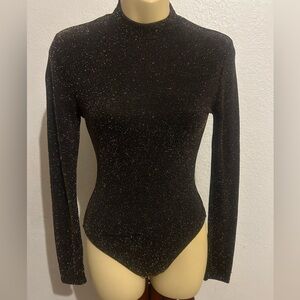 Body suit gold and black